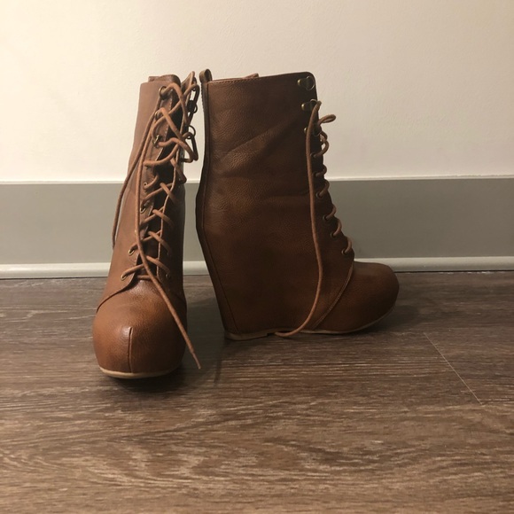 Brown Wedge booties - Picture 3 of 4